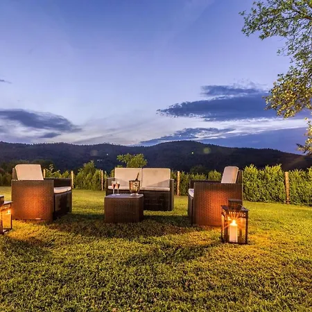 Torre Del Cielo Villa *